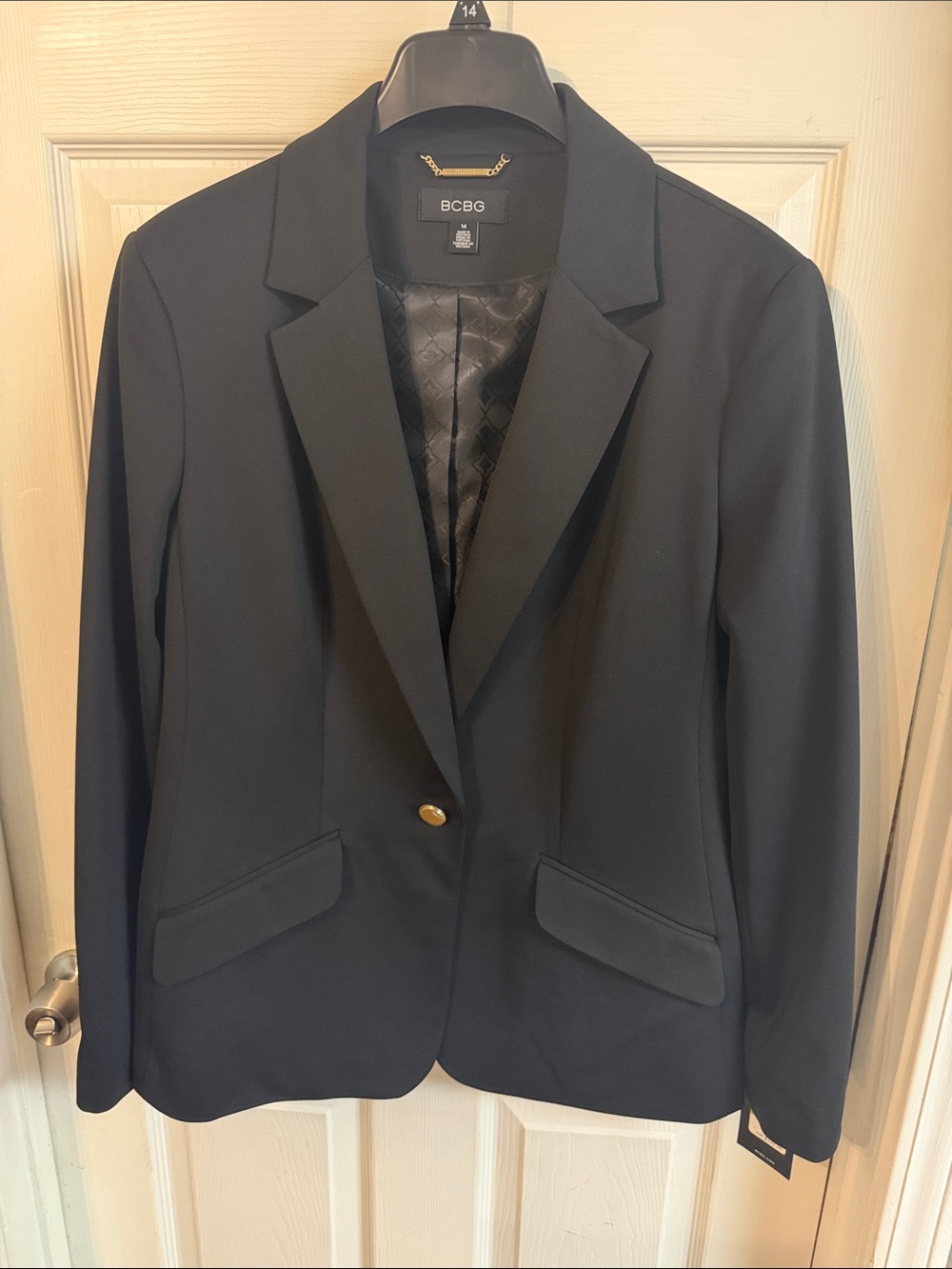 BCBG Black Single-Breasted Blazer with Gold Button